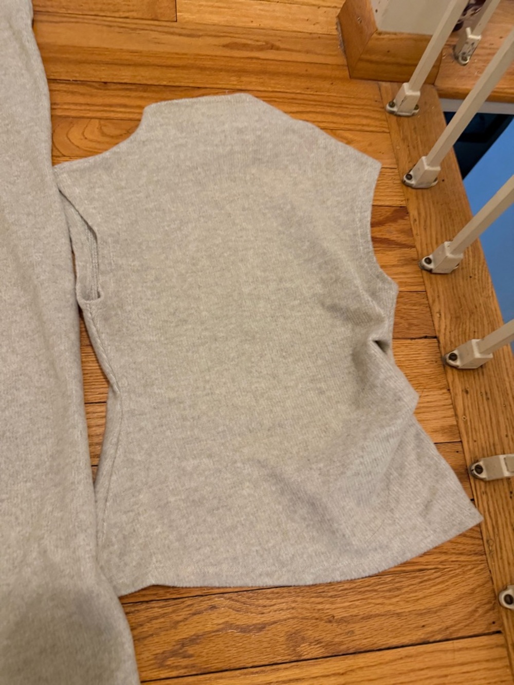 Women’s Divided by H&M Wide-Leg Knit Pants M & tank XS beige - Picture 2 of 9